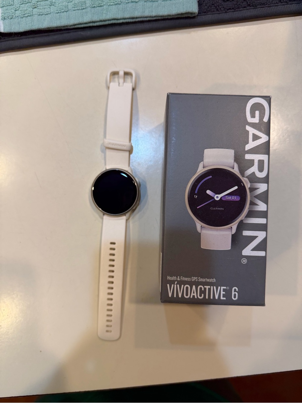 garmin vívoactive 6 White Fitness GPS Smartwatch with Silicone Band